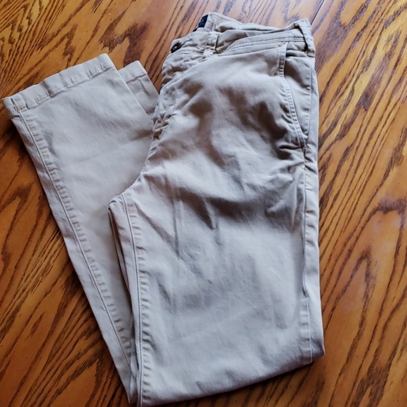 AE Slim Straight Khakis - Picture 1 of 6